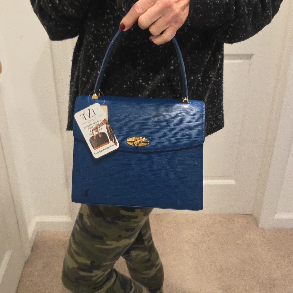 LOUIS VUITTON VINTAGE 1992 ULTRA RARE EPI LEATHER MALESHERBES BAG EXCELLENT COND - Picture 5 of 17